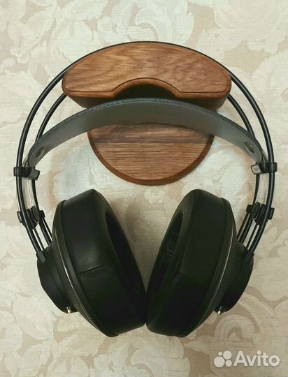 Наушники akgk612pro