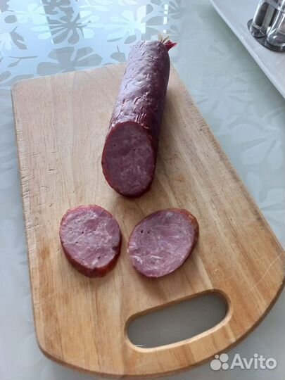 Копчёная колбаса, грудинка, куры копчёные