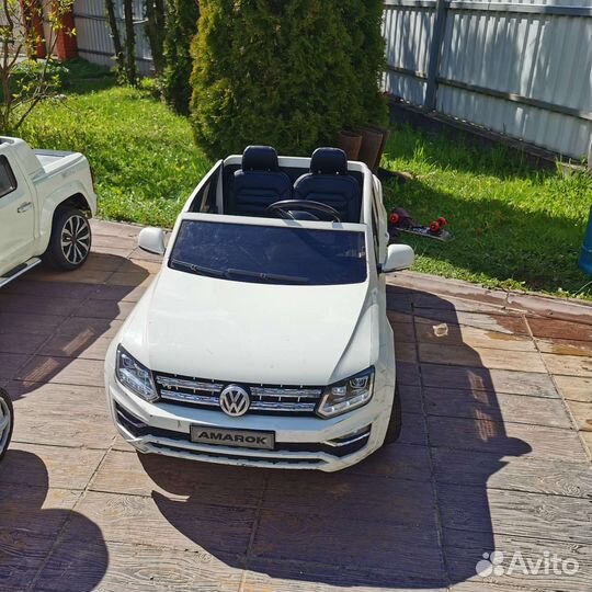 Детский электромобиль двухместный