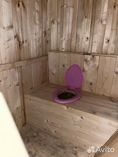 Дачный туалет деревянный