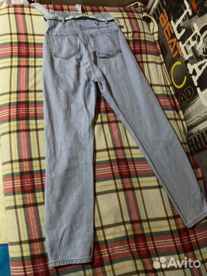 Джинсы на высокой талии