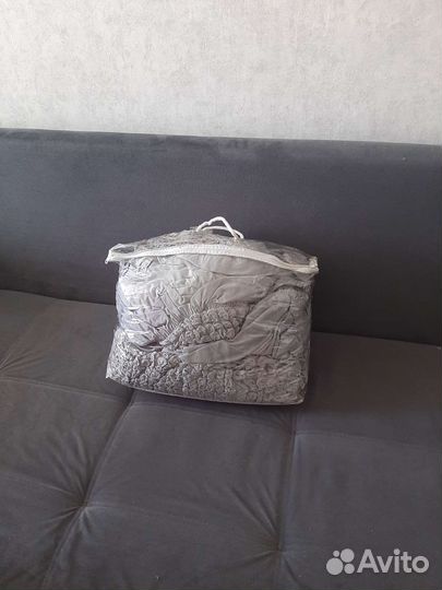 Чехлы на диван и кресло