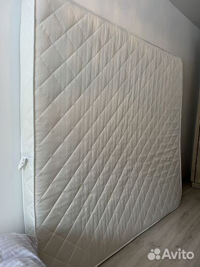 Матрас 180 х 200