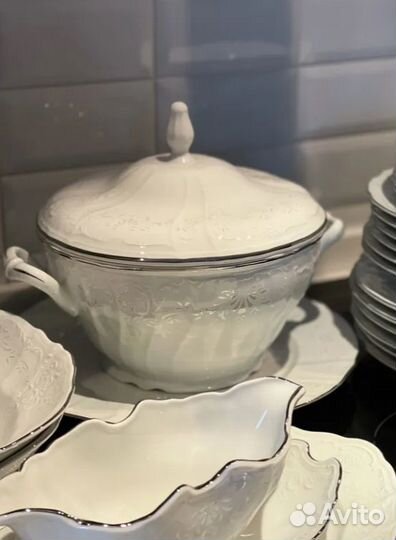 Столовый сервиз 