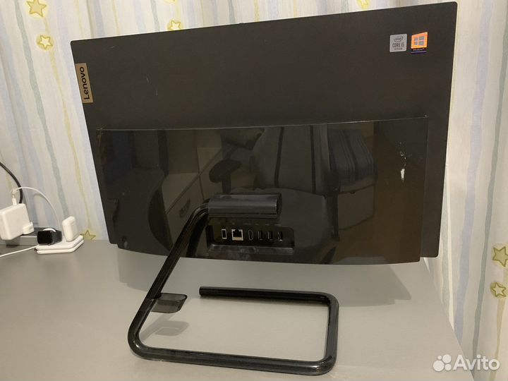 Комьютер моноблок Lenovo