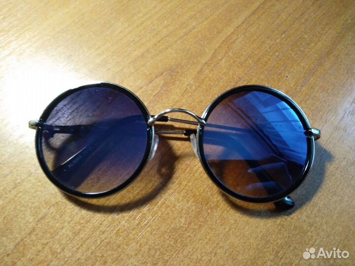 Солнцезащитные очки