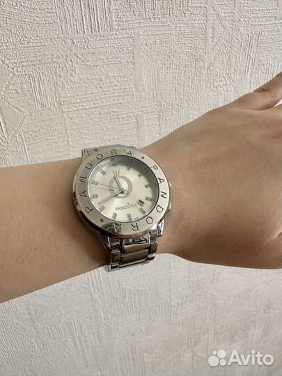 Часы Pandora