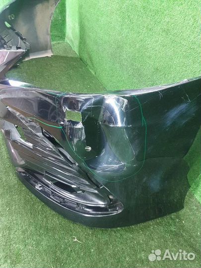 Бампер передний Toyota Camry