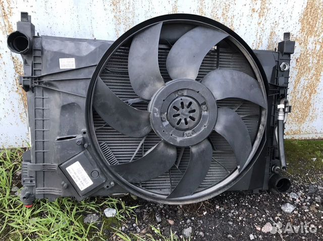 Электровентилятор Мерседес w203 w209 a2035000293