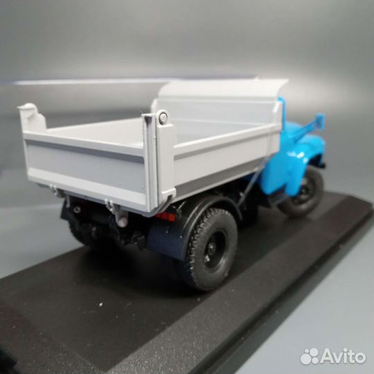 Модель самосвала зил-ммз-4502