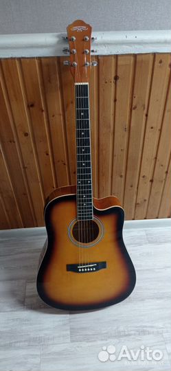 Акустическая гитара