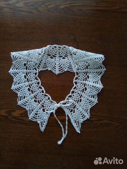 Воротнички вязаные накладные. Ручная работа