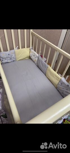 Детская кроватка