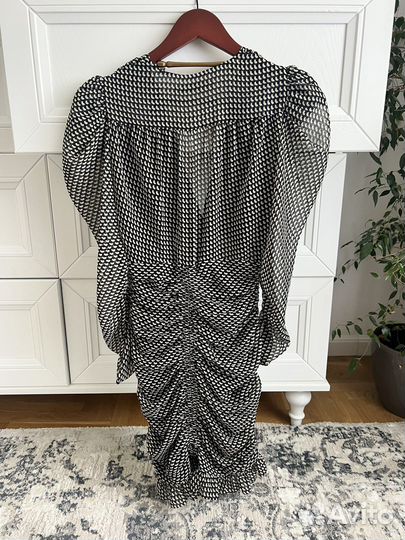 Платье zara xs