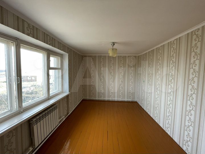 Комната 14 м² в 2-к., 2/2 эт.