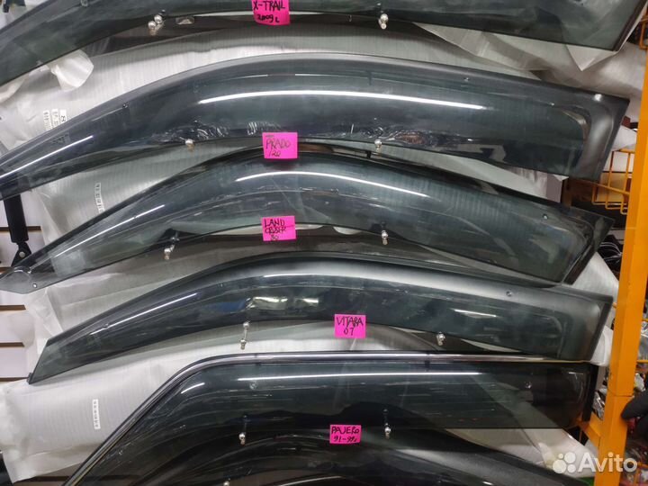 Ветровики land cruiser100