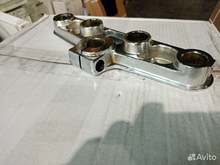 Верхняя траверса Harley Davidson softail