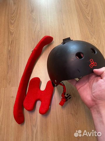 Защита triple8. Шлем. Налокотники, наколенники