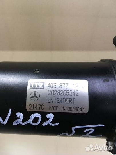 Моторчик стеклоочистителя Mercedes W202