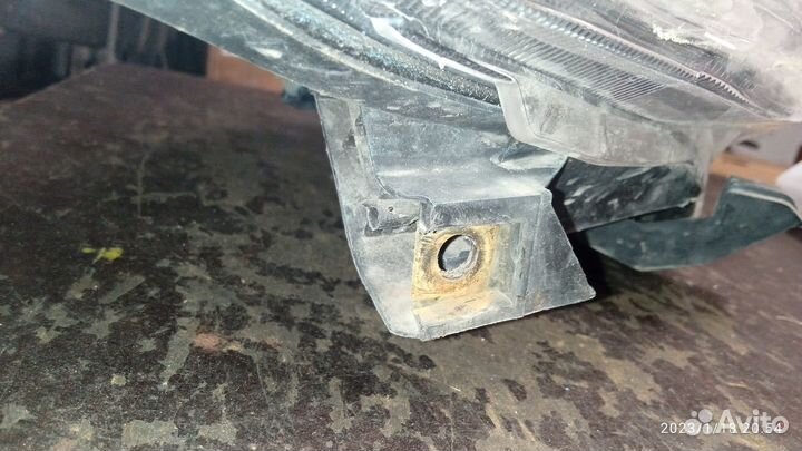 Фара правая для Toyota Corolla E15