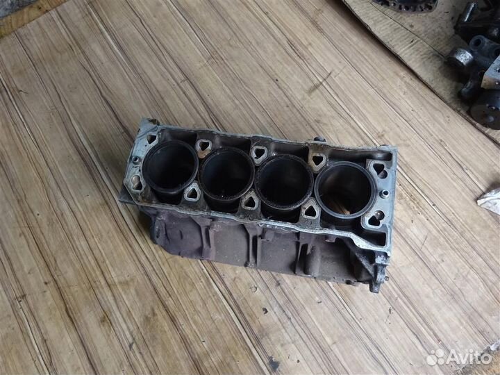 Блок двигателя rover 25 2000-2005