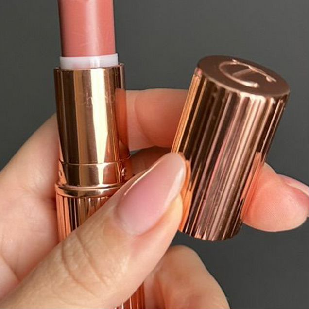 Charlotte tilbury pillow talk помада