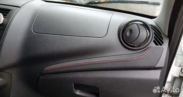 Наклакди молдинги панели приборов Лада Калина 2