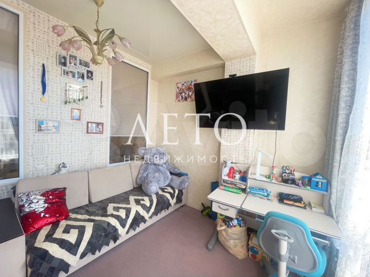 2-к. квартира, 42 м², 2/8 эт.