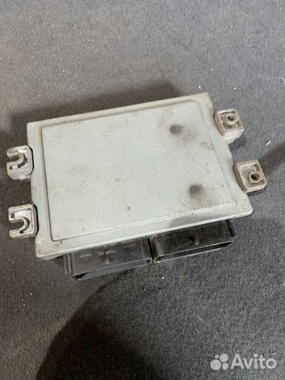 Блок управления двигателем renault logan 1.6