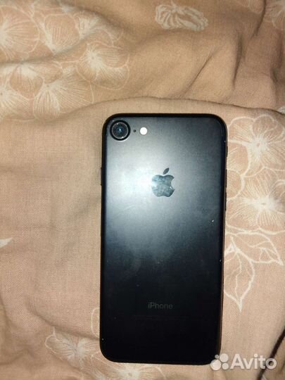 iPhone 7, 128 ГБ