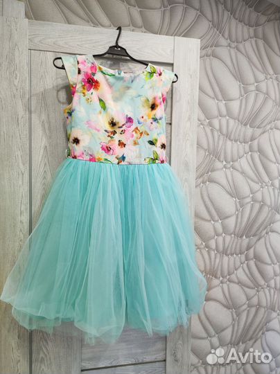 Нарядное платье для девочки 152 158