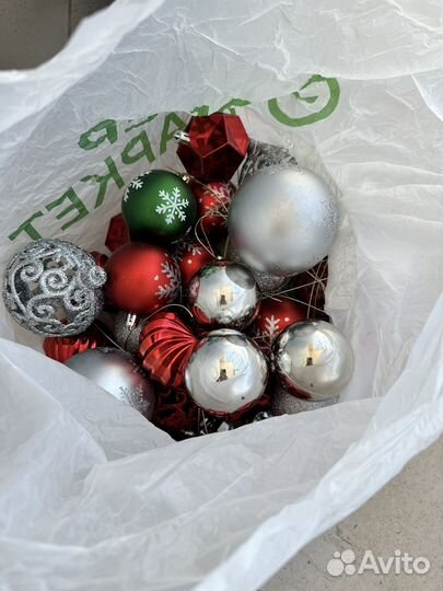 Пакет елочных игрушек Бесплатно