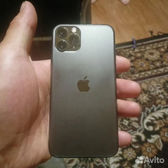 iPhone 11 Pro, 64 ГБ