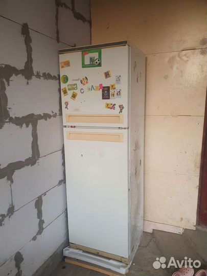 Холодильник бу