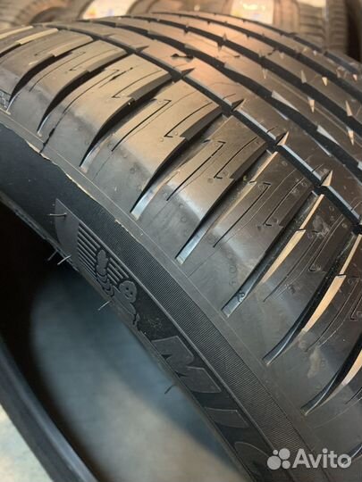 Michelin Pilot Sport 4 SUV 285/40 R21 109Y