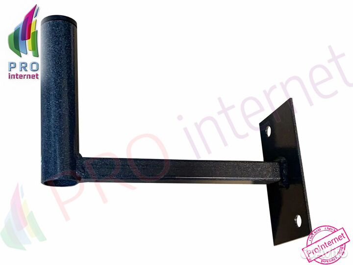 Г образное крепление на стену