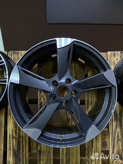 Replay8,5x19/5x112 ET32 D66,6 A216 GMF (конус)