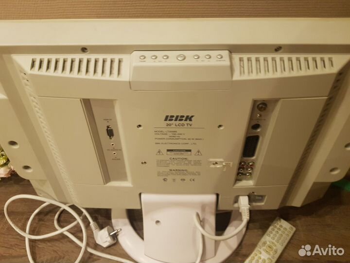 Телевизор BBK 20