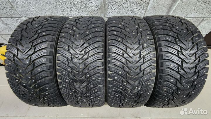 Nokian Tyres Hakkapeliitta 8 SUV 255/45 R20
