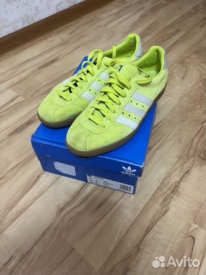 Кроссовки Adidas padiham