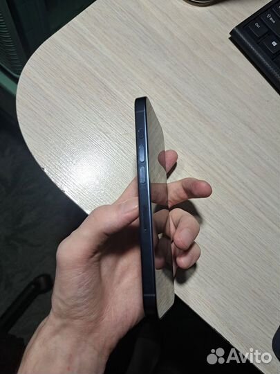 iPhone 15 Pro, 128 ГБ