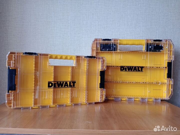 Кейсы Боксы Органайзеры DeWalt Tough Case