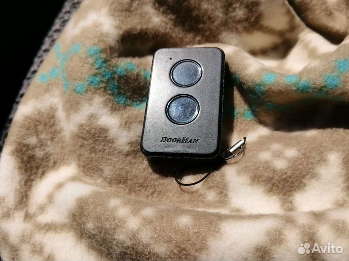 Пульт для ворот шлагбаумов