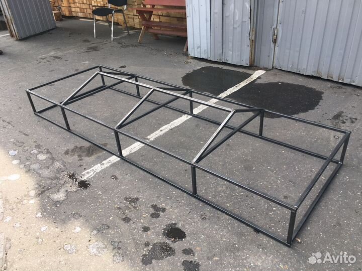 Дымник с каркасом большого размера