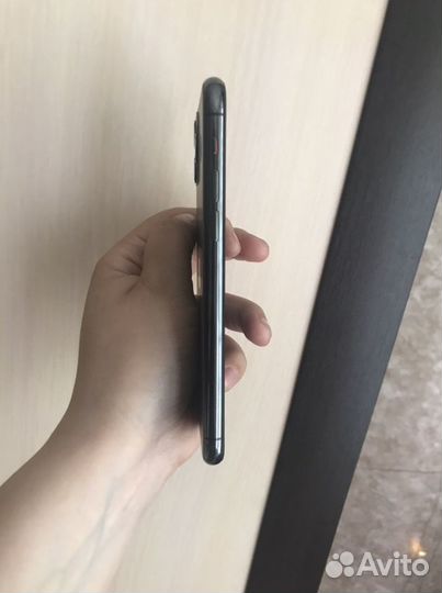 iPhone 11 Pro, 64 ГБ