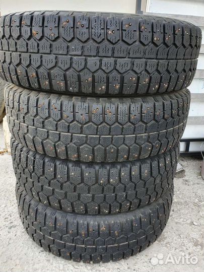 Bridgestone WT14 215/75 R15 100Q