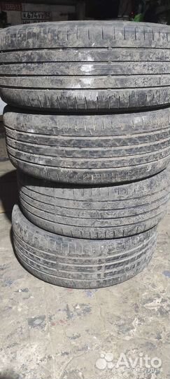 Continental ContiPremiumContact 5 215/55 R17