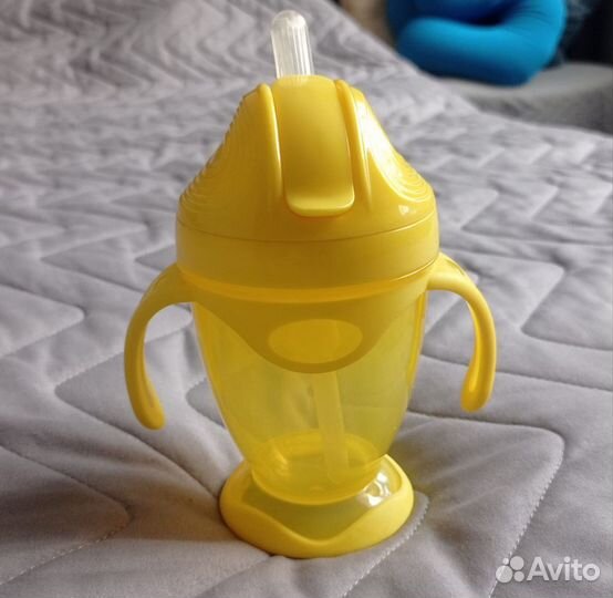 Поильник с трубочкой