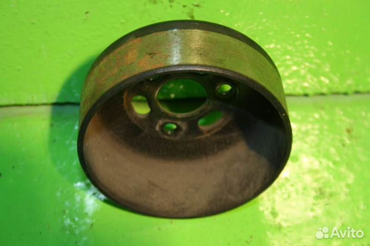 Шкив помпы nissan cube HR15-DE