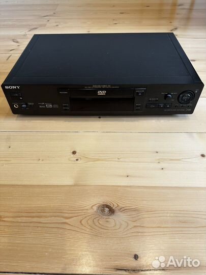 CD/DVD плеер Sony DVP-S725D